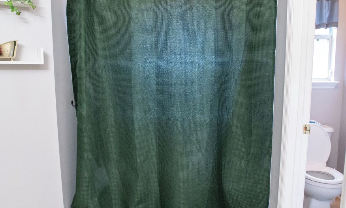 Photo of Bathroom in Doctors Inlet