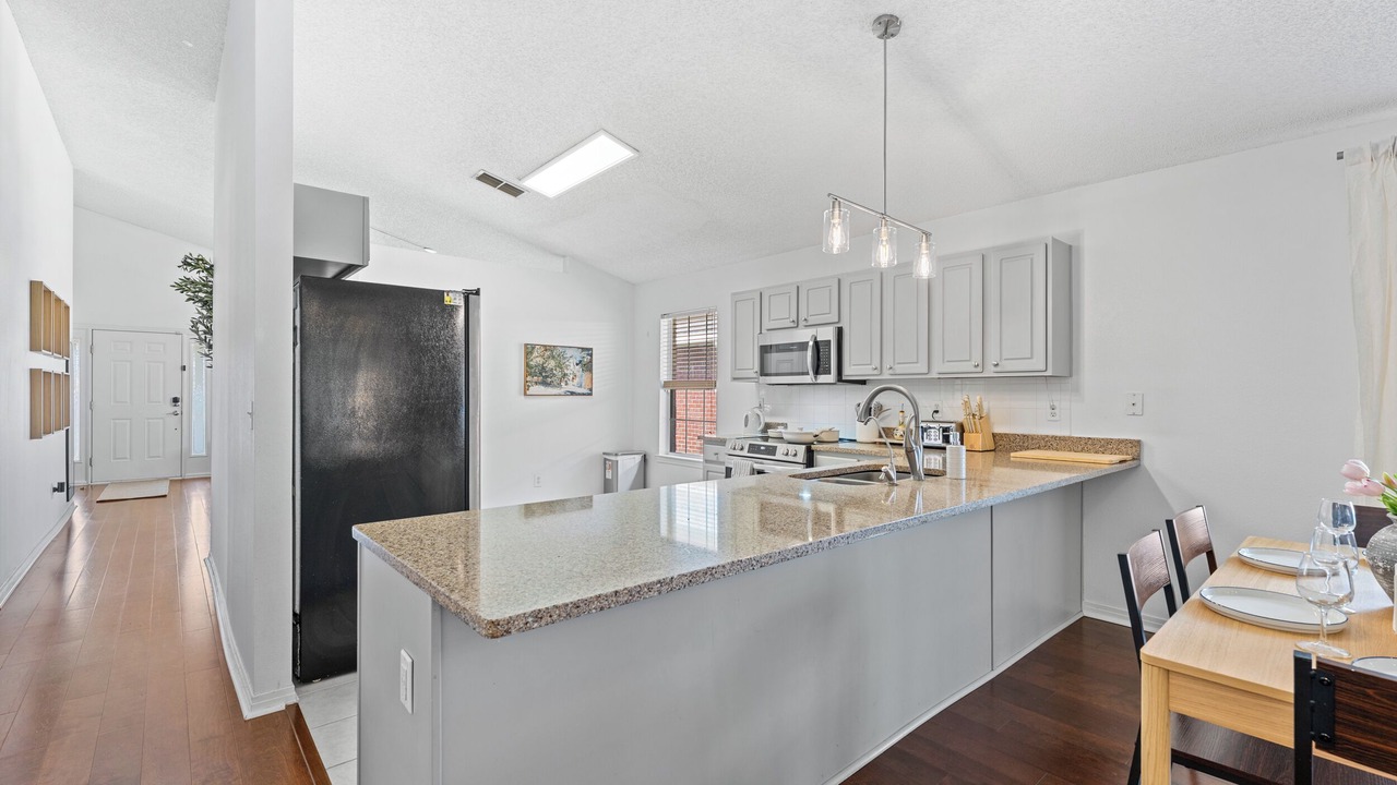Photo of Kitchen in Westside