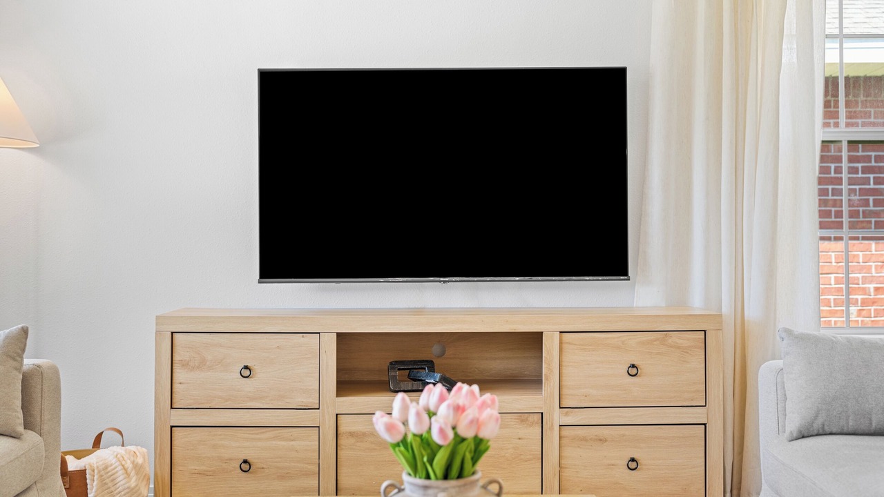 Photo of Livingroom in Westside