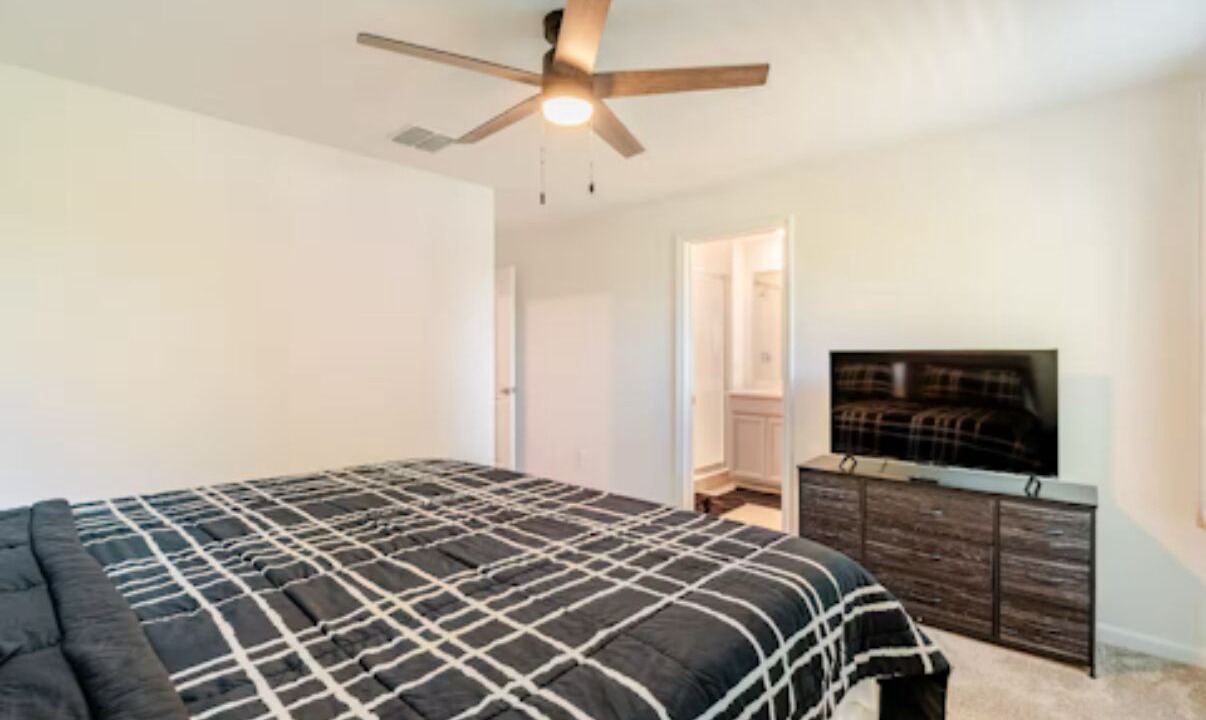 Photo of Bedroom in Greenacres