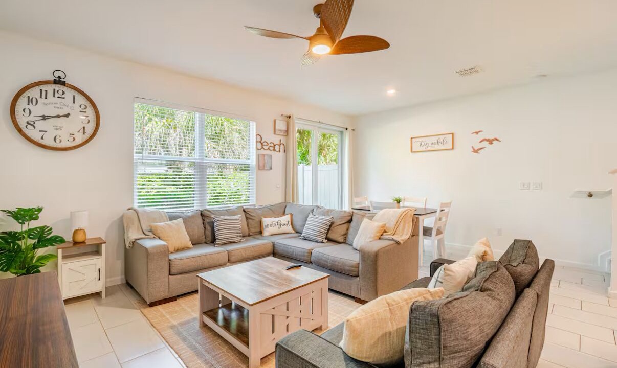Photo of Livingroom in Greenacres