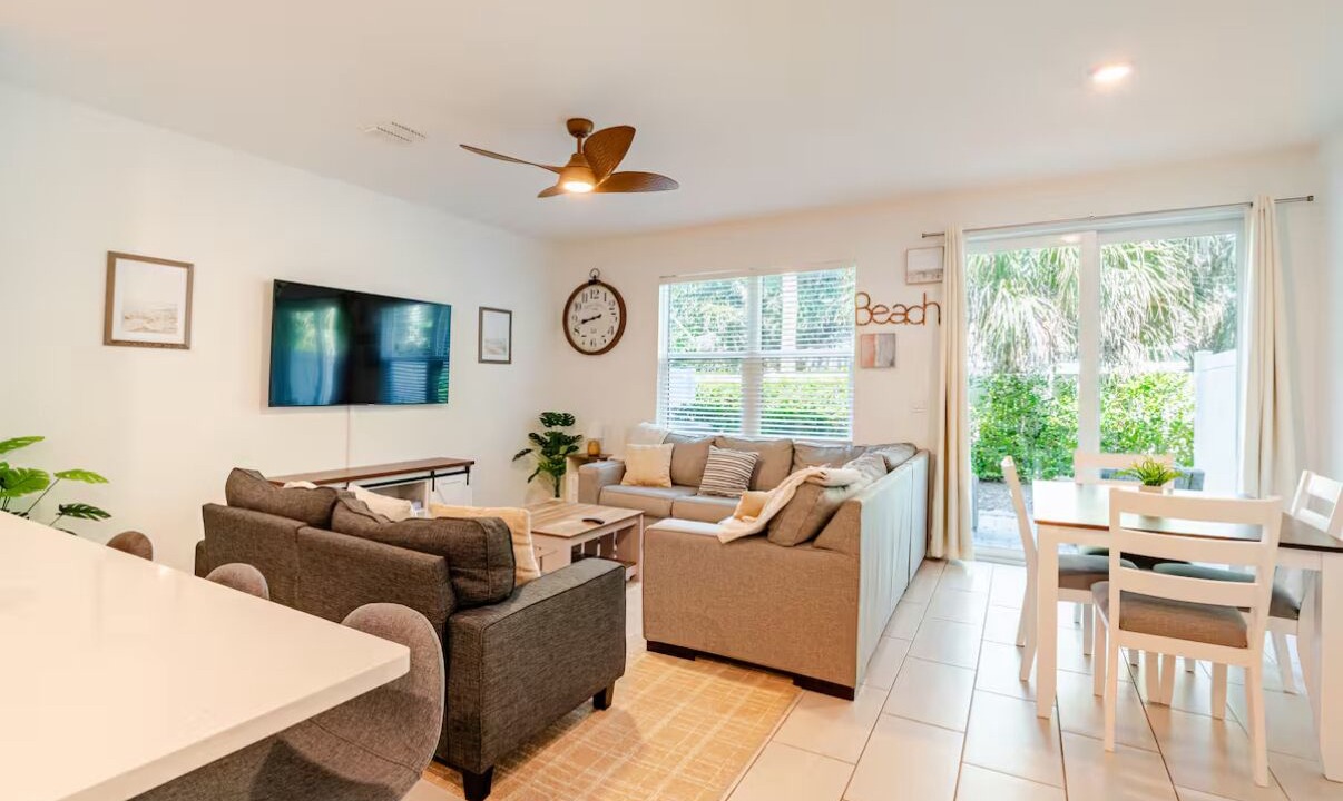 Photo of Livingroom in Greenacres