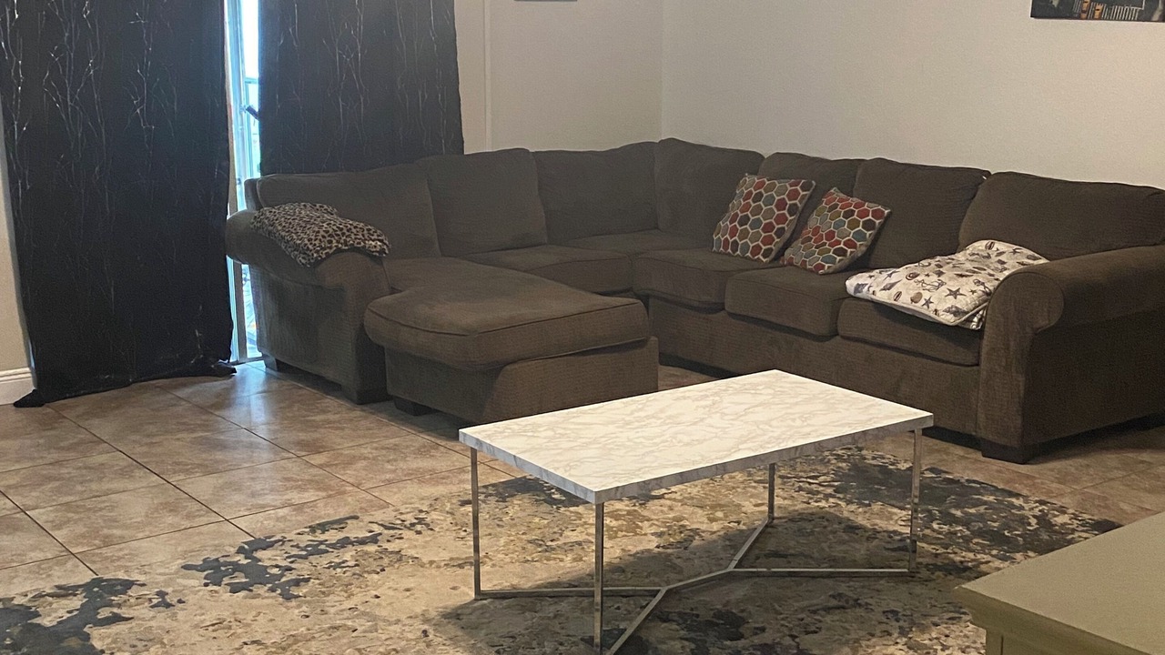 Photo of Livingroom in Lakewood Park