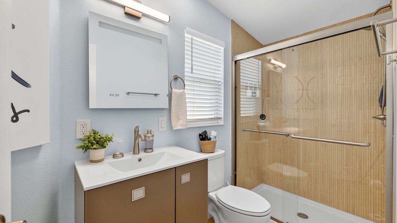 Photo of Bathroom in Nettles Island