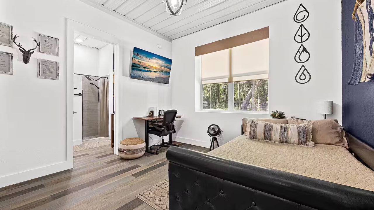 Photo of Bedroom in High Springs