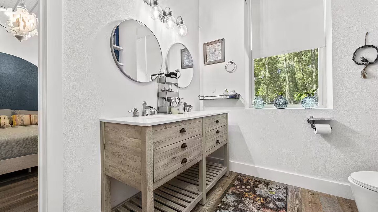 Photo of Bathroom in High Springs
