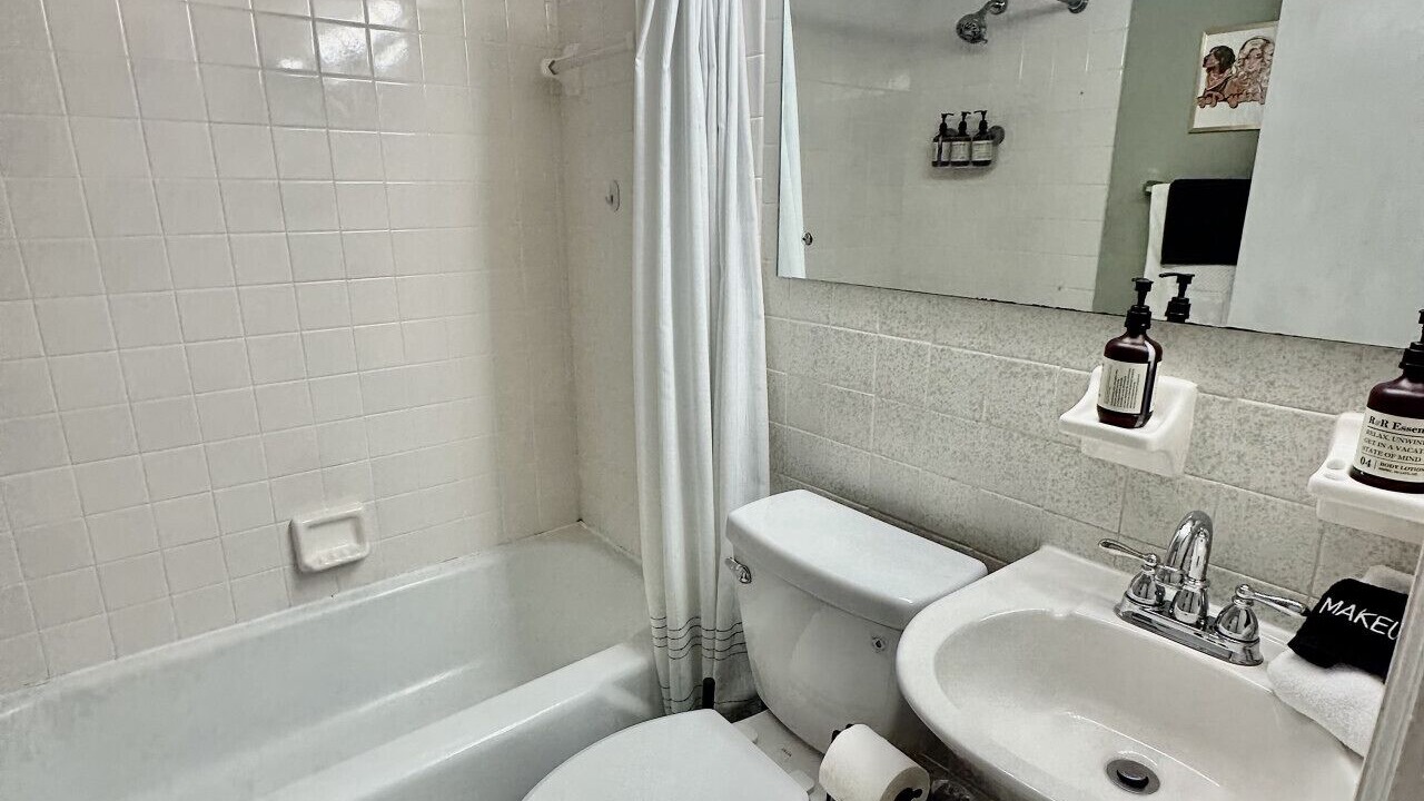 Photo of Bathroom in Downtown Knoxville
