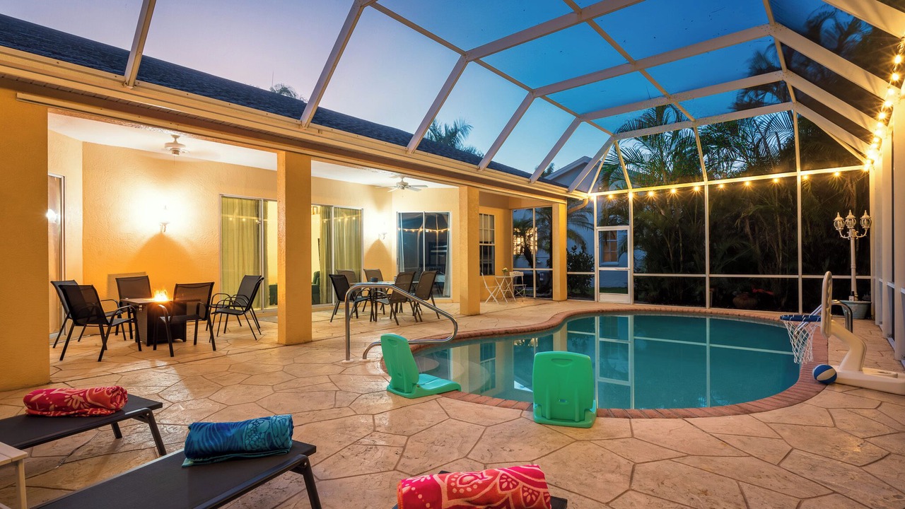 Photo of Outdoor in Crown Pointe