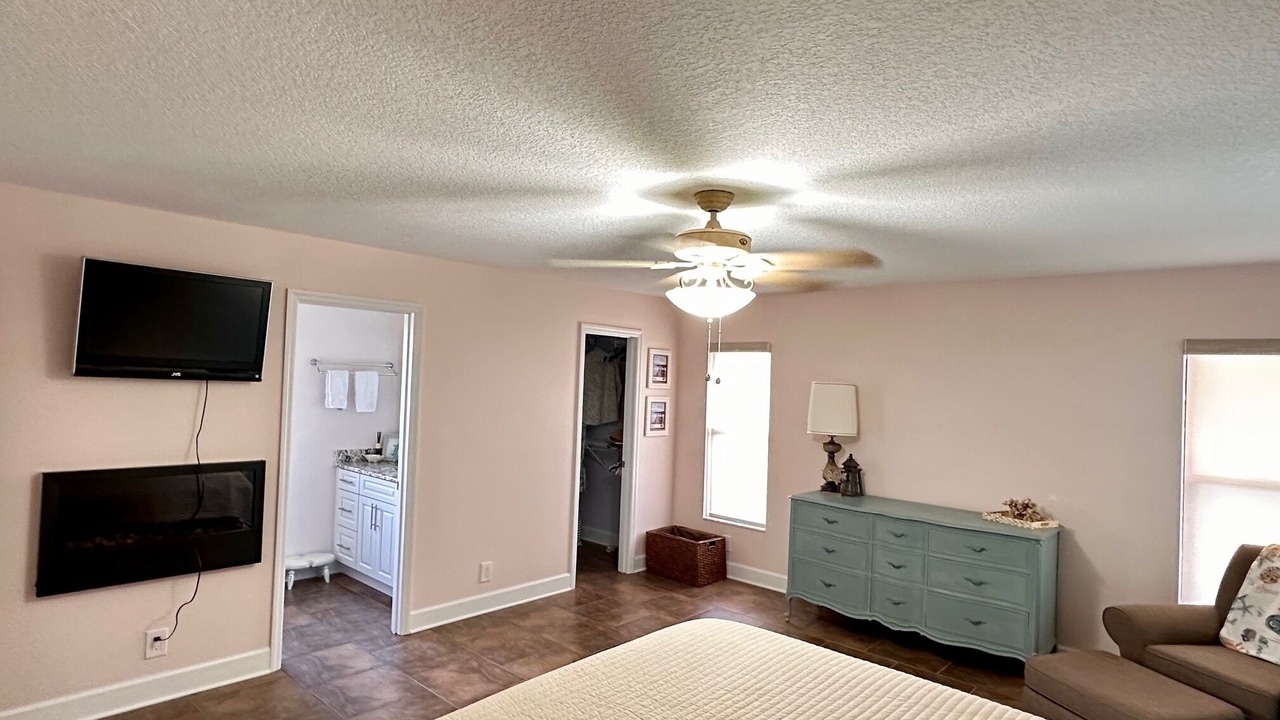 Photo of Bedroom in Springs at Kings Bay