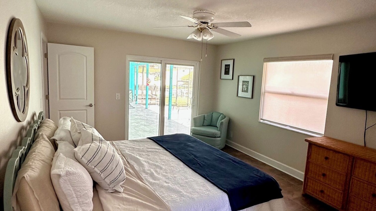 Photo of Bedroom in Springs at Kings Bay