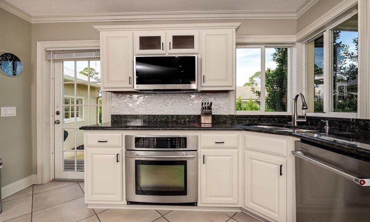 Photo of Kitchen in North River Shores