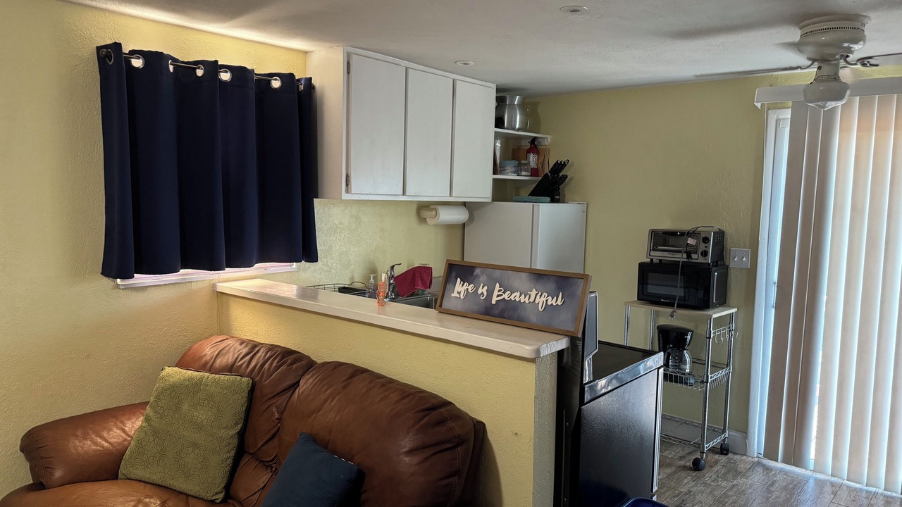 Photo of Livingroom in Disston Heights
