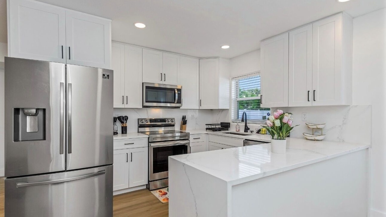 Photo of Kitchen in Carver City - Lincoln Gardens