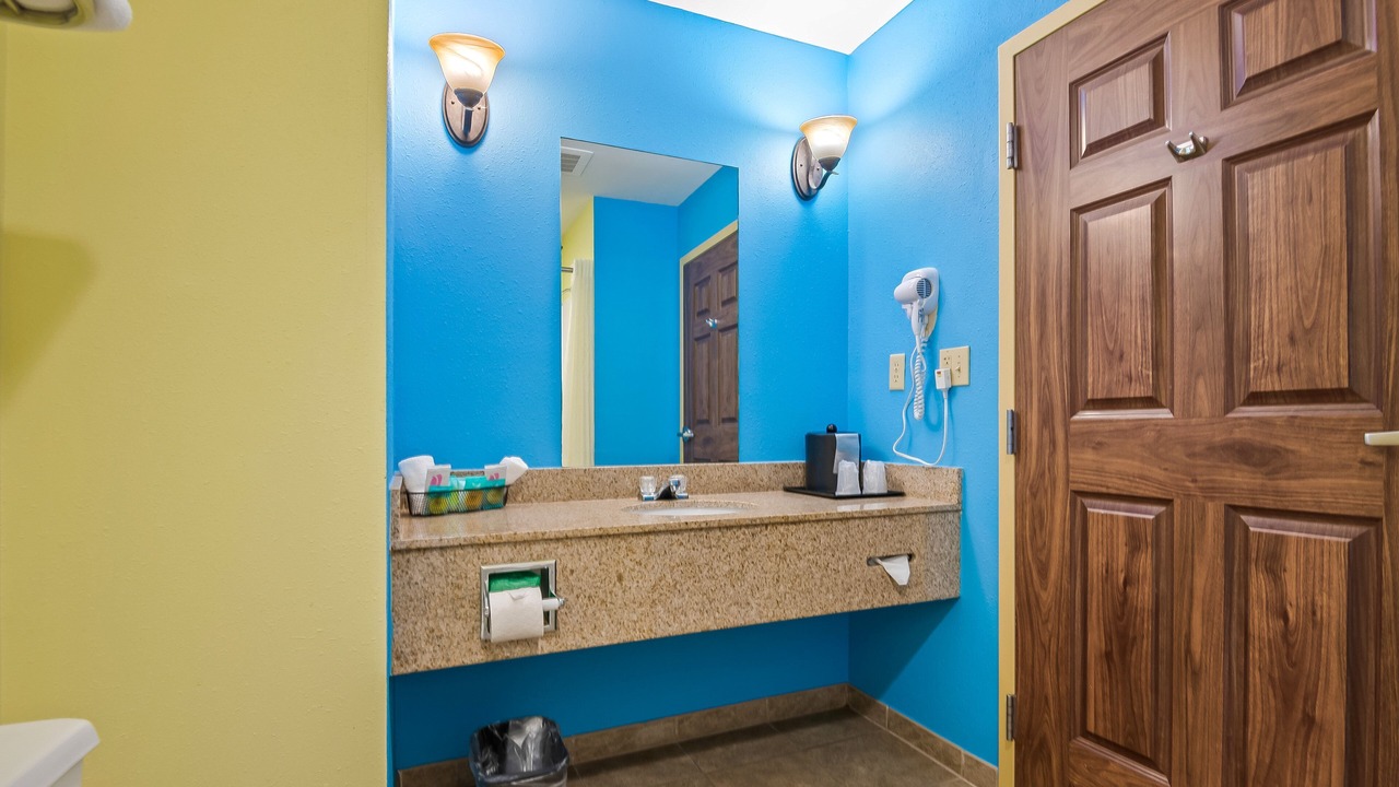 Photo of Bathroom in Crawfordville