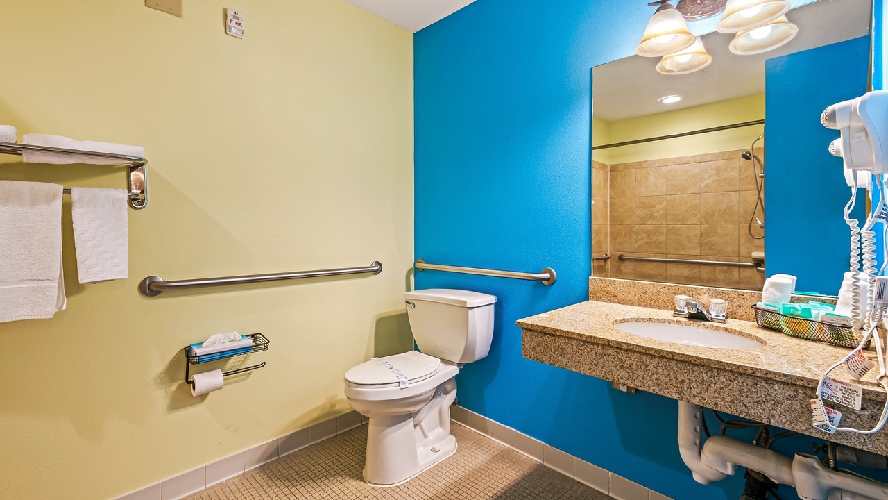 Photo of Bathroom in Crawfordville