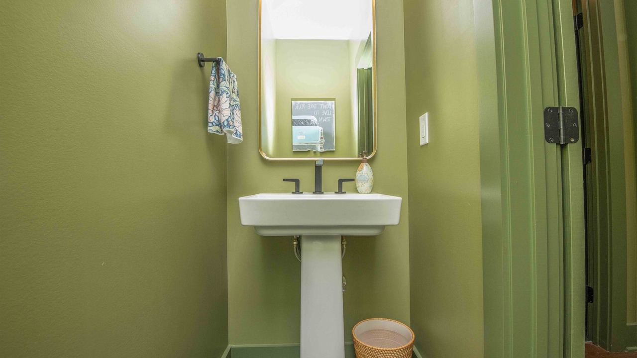 Photo of Bathroom in Loudon