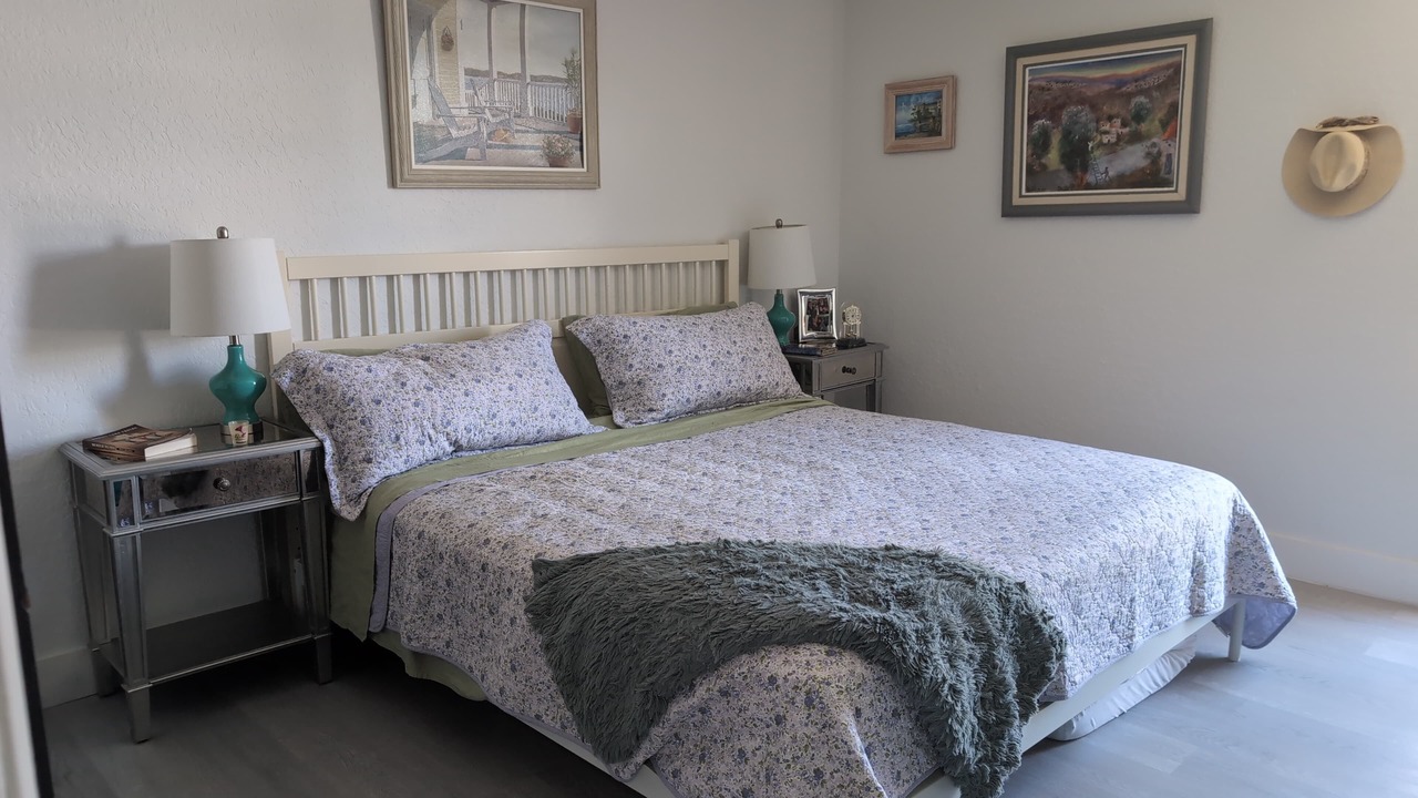 Photo of Bedroom in Pembroke Pines