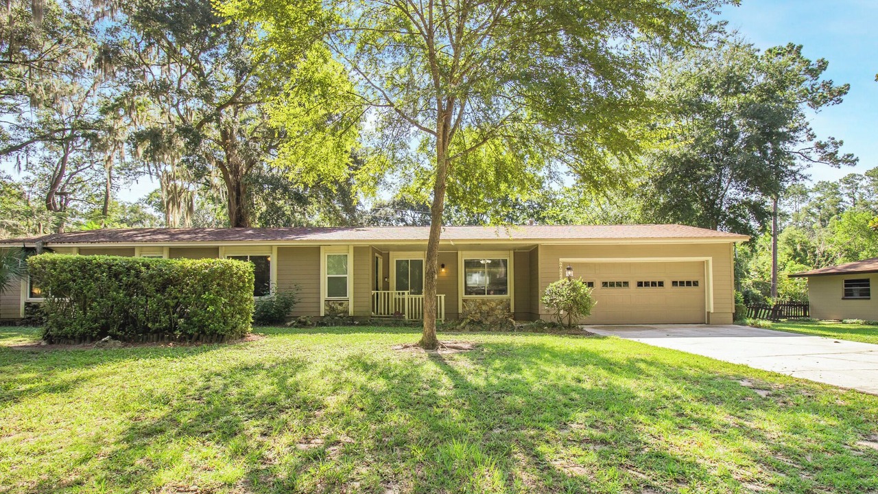Photo of Outdoor in Gainesville