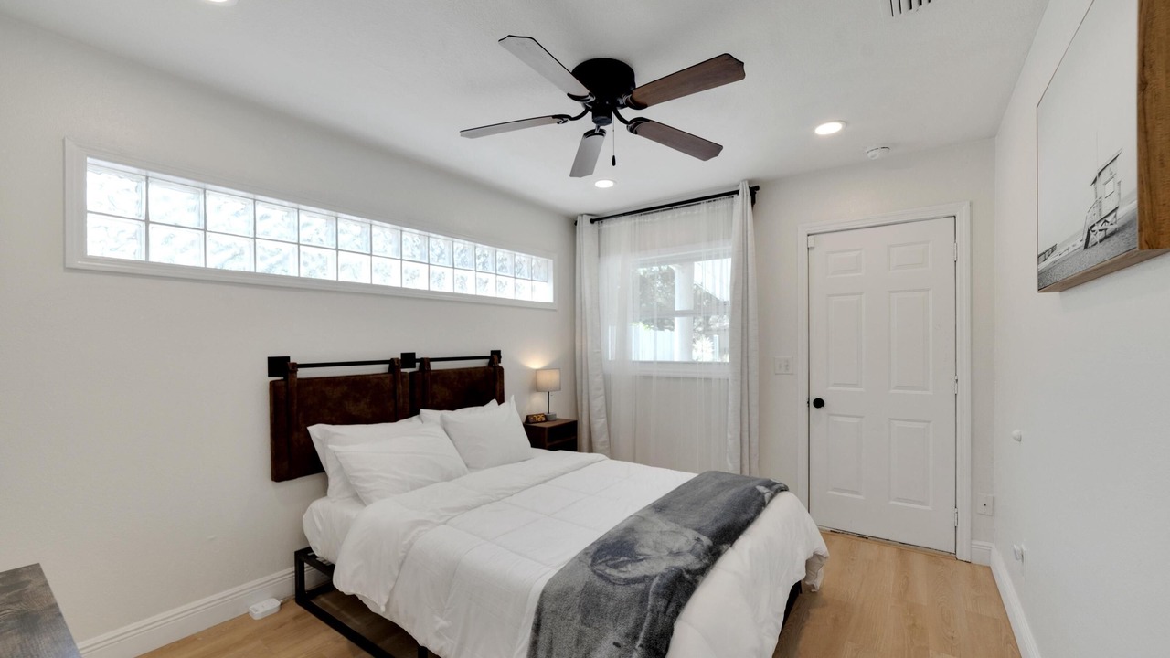 Photo of Bedroom in Carrollwood