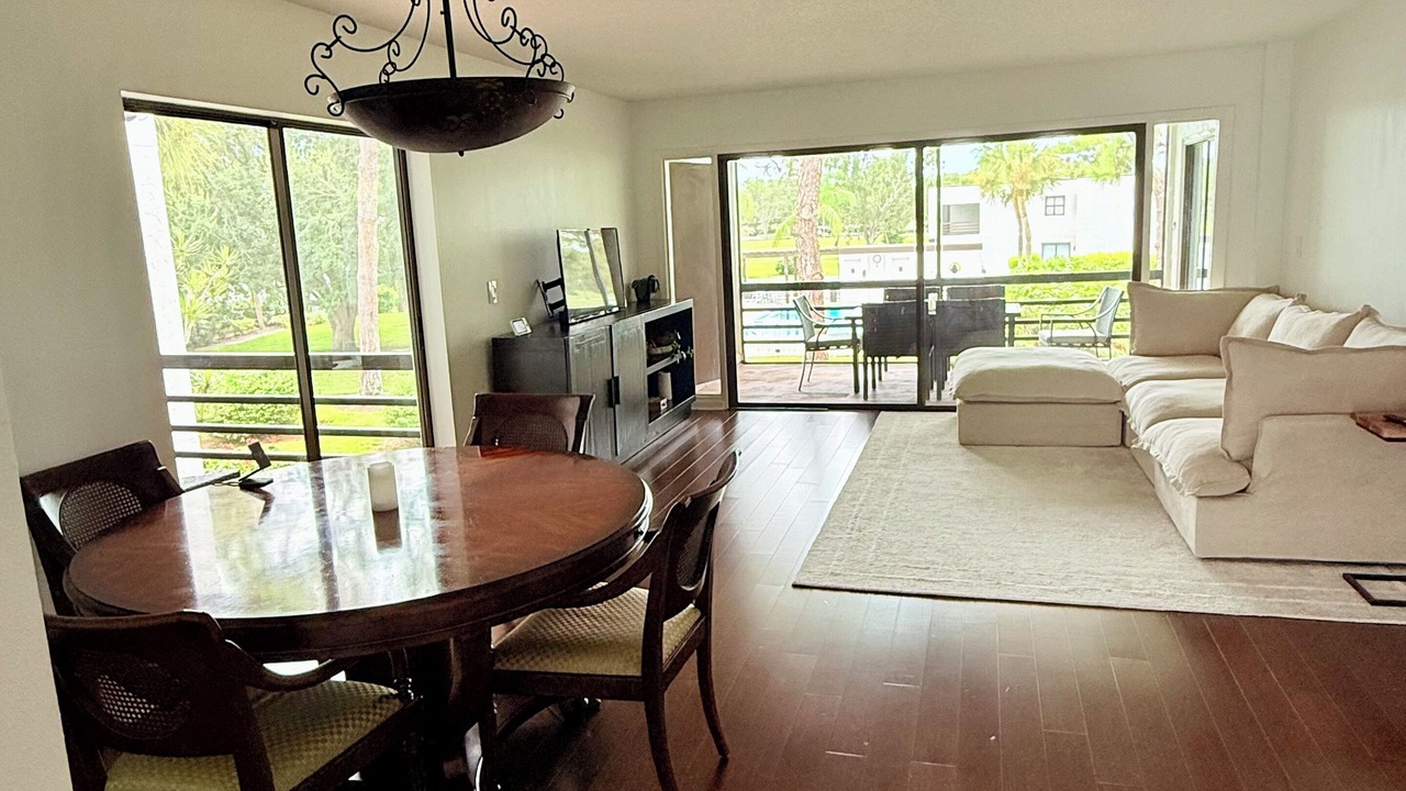 Photo of Livingroom in The Meadows