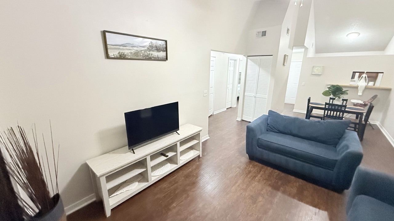 Photo of Livingroom in Sandalwood
