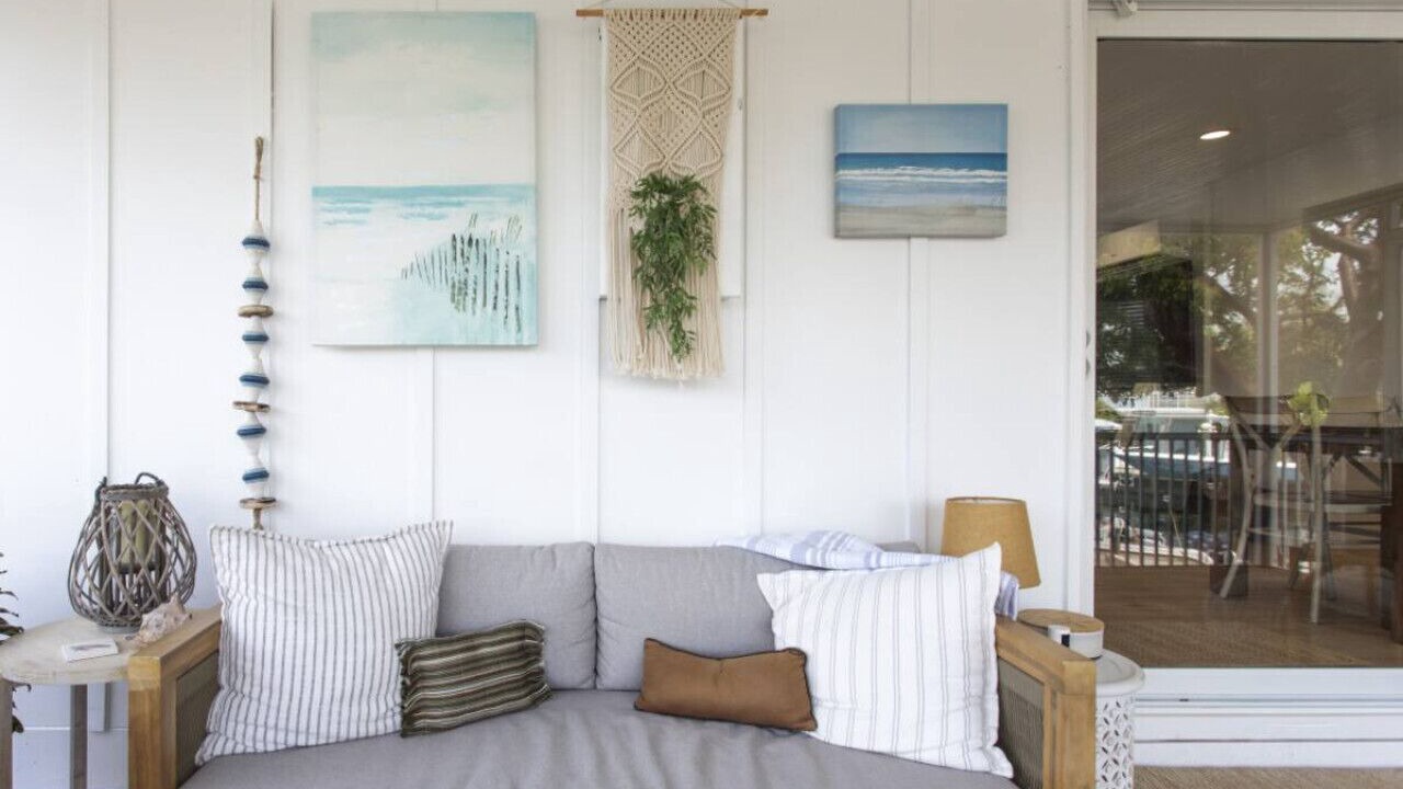 Photo of Livingroom in Indian Waterways