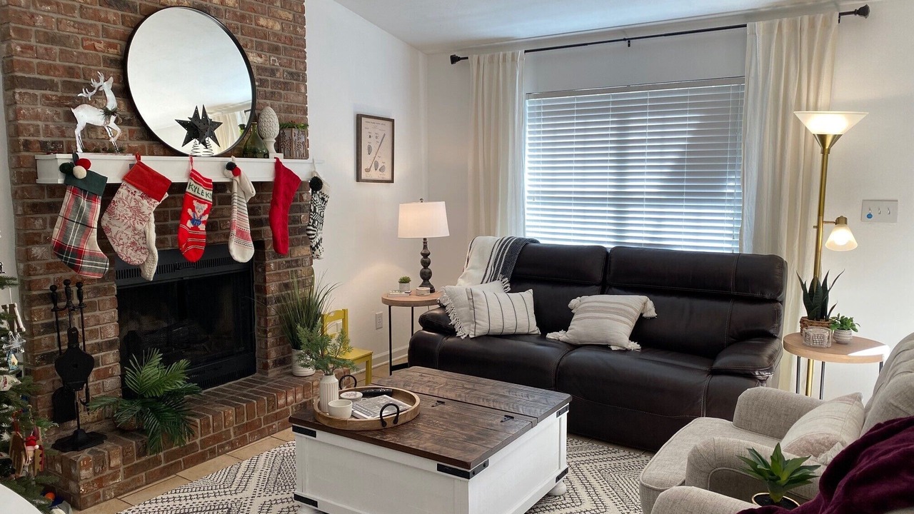 Photo of Livingroom in Tallahassee