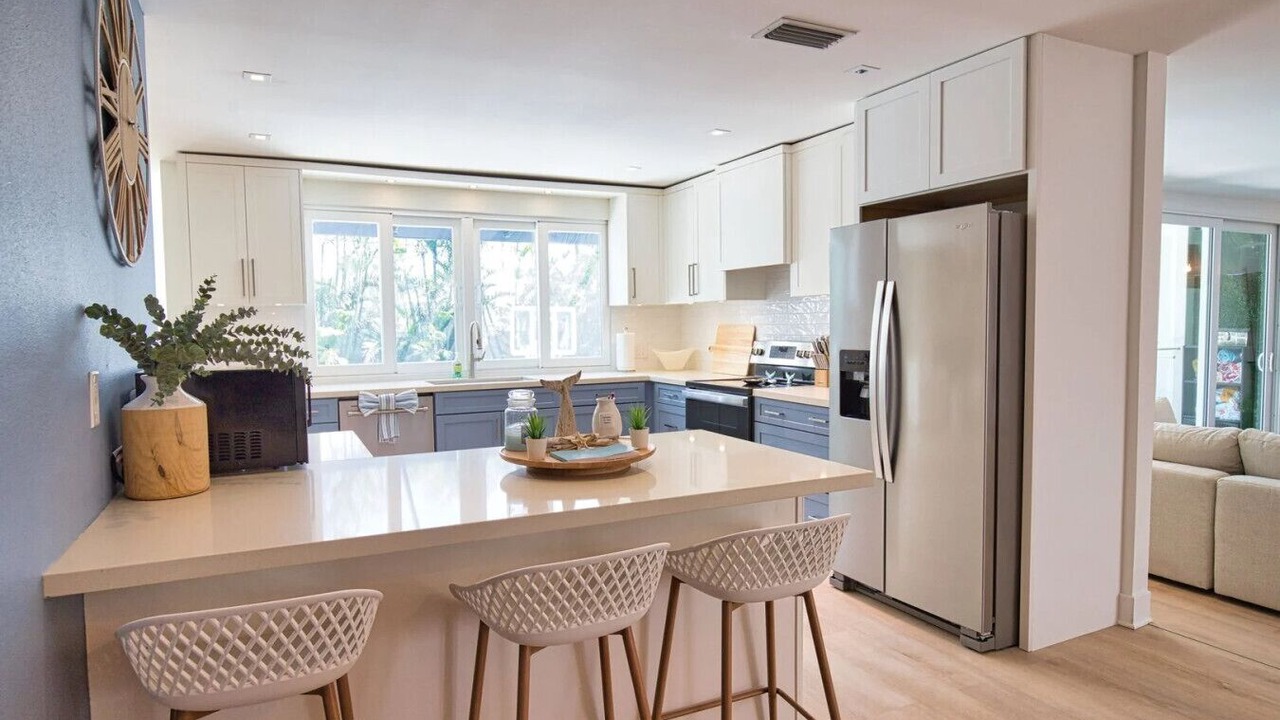 Photo of Kitchen in Golden Beach
