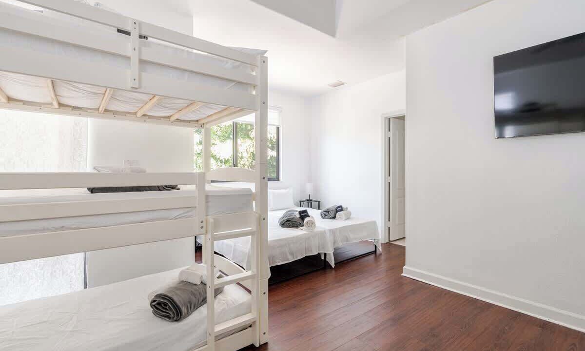Photo of Bedroom in Tamiami