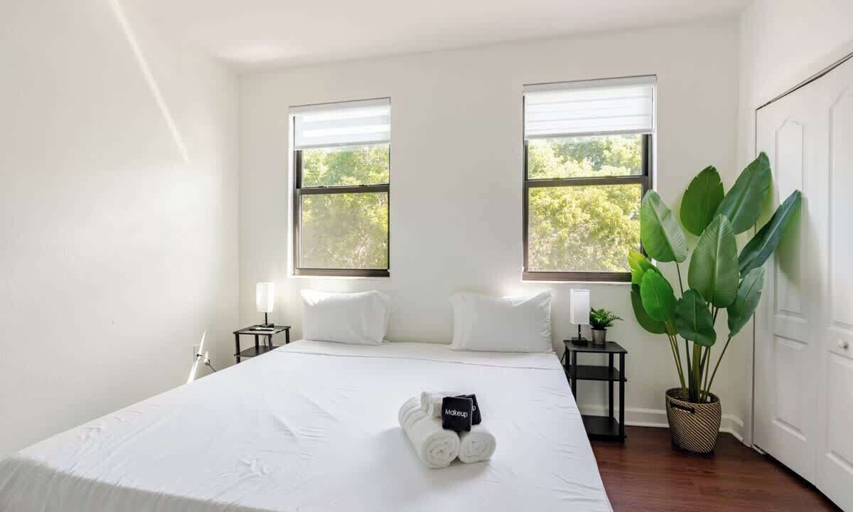 Photo of Bedroom in Tamiami