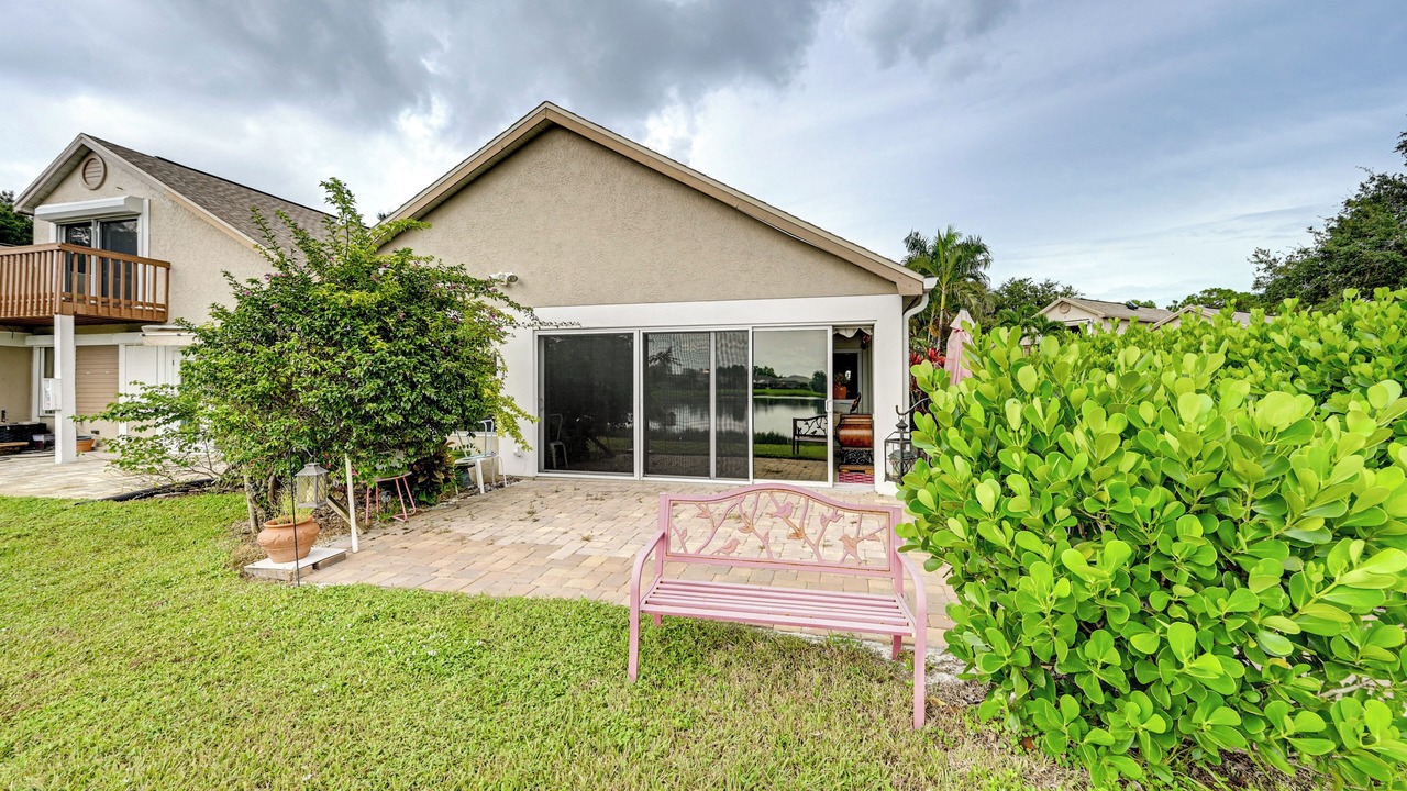Photo of Outdoor in Fountain Lakes