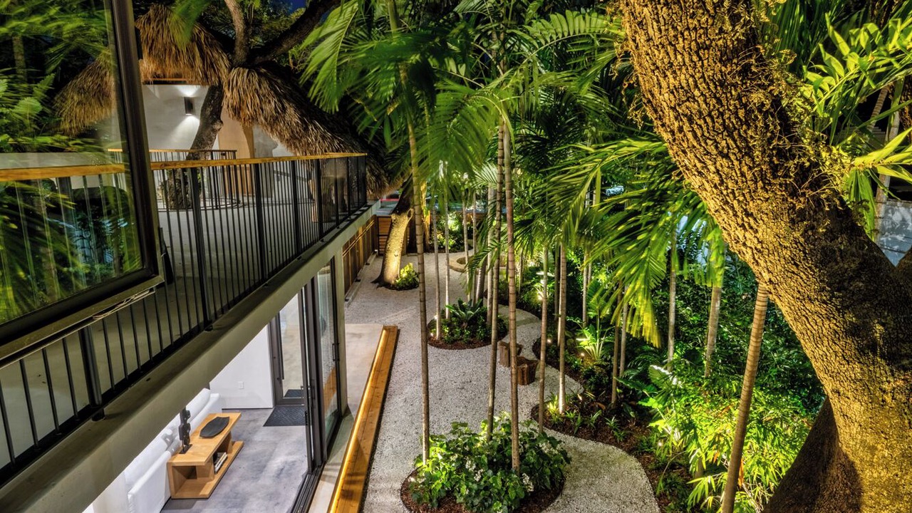 Photo of Outdoor in Overtown