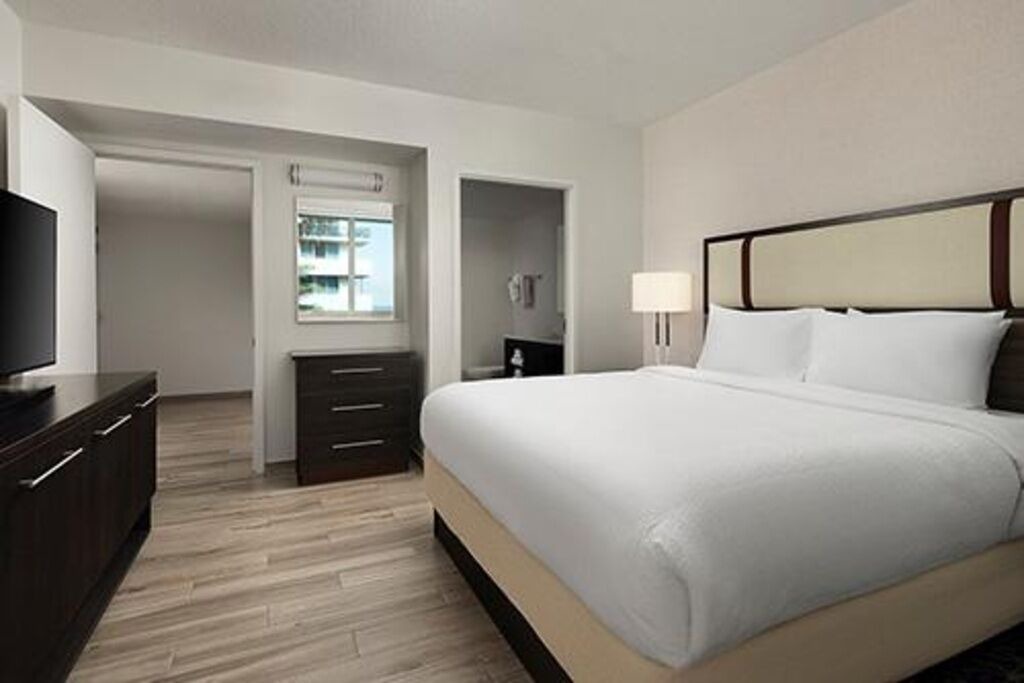 Photo of Bedroom in Surfside