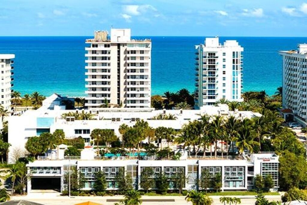 Photo of Outdoor in Surfside