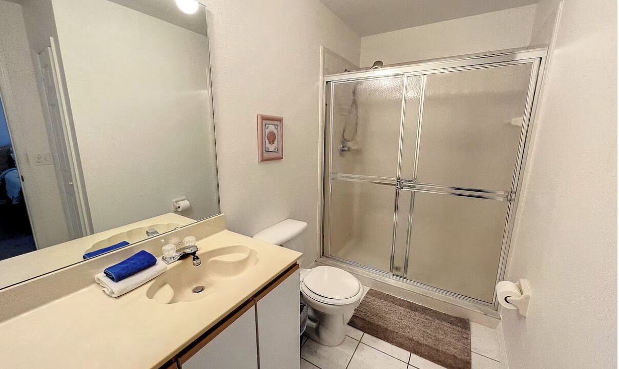 Photo of Bathroom in Sunridge Woods