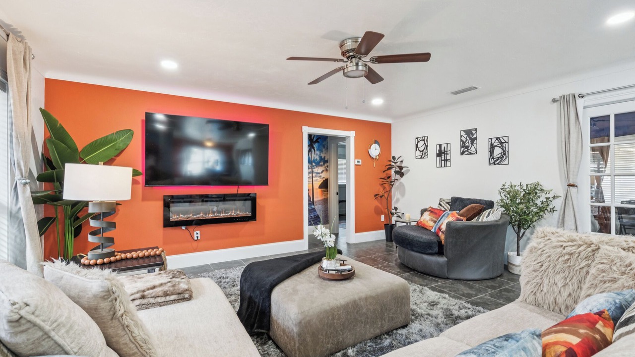 Photo of Livingroom in North Trail