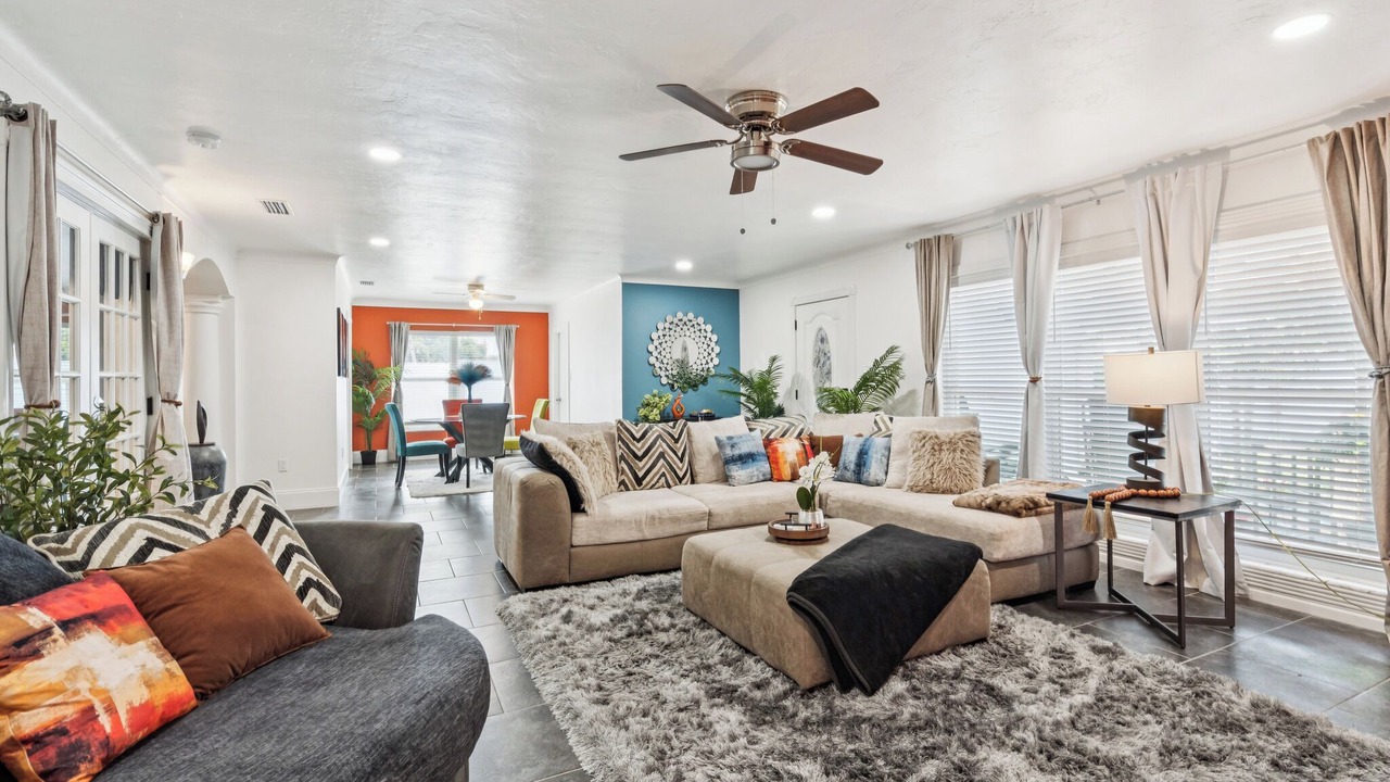 Photo of Livingroom in North Trail