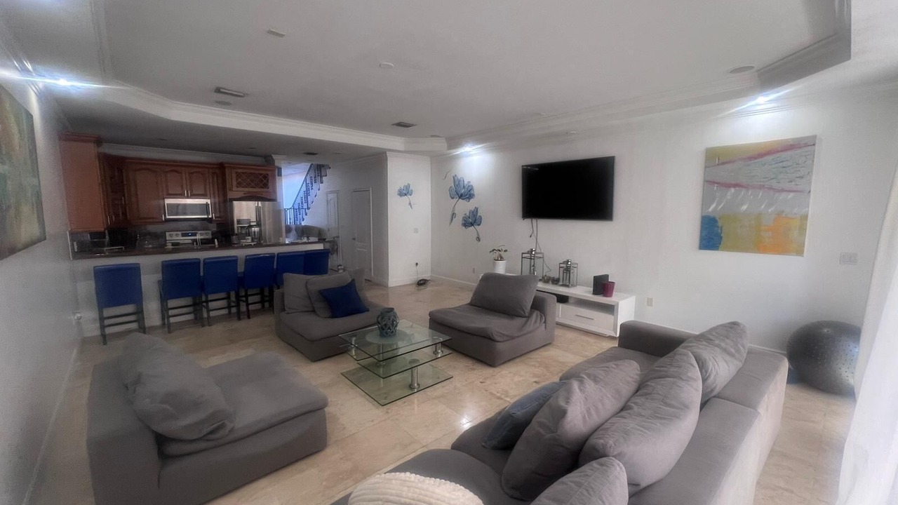 Photo of Livingroom in The Roads
