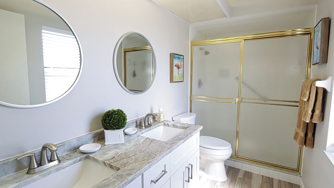 Photo of Bathroom in Iona