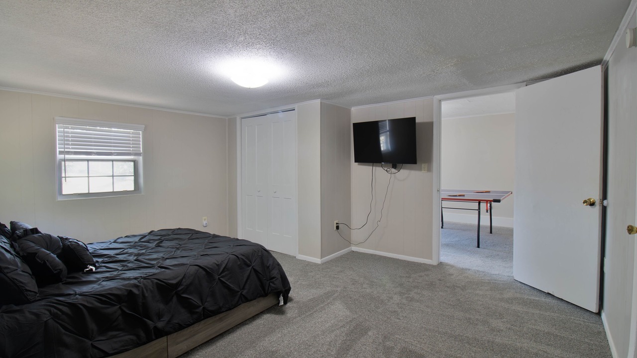 Photo of Bedroom in Lake City