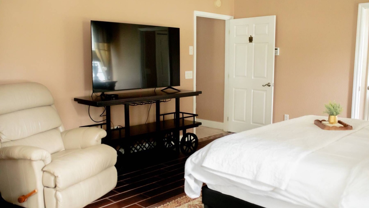 Photo of Bedroom in Leesburg