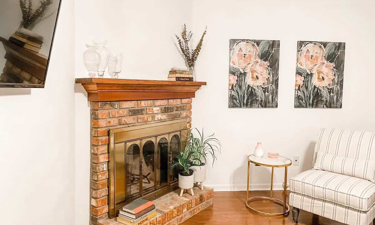 Photo of Livingroom in Tallahassee
