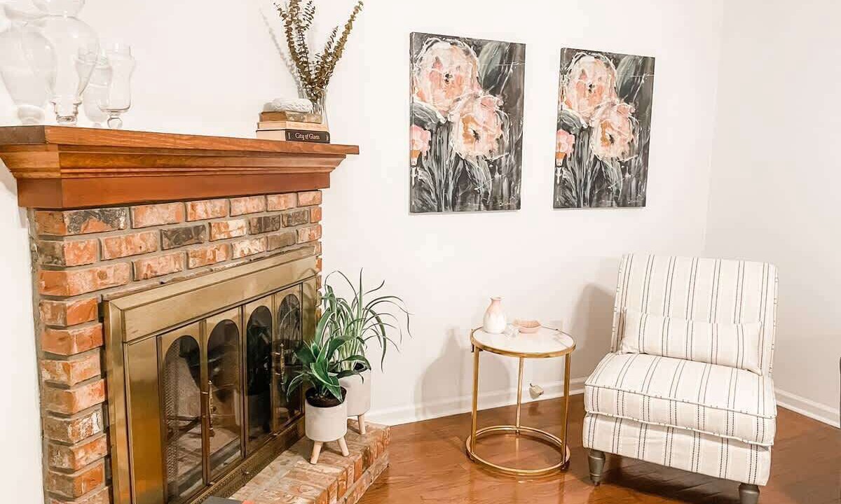 Photo of Livingroom in Tallahassee