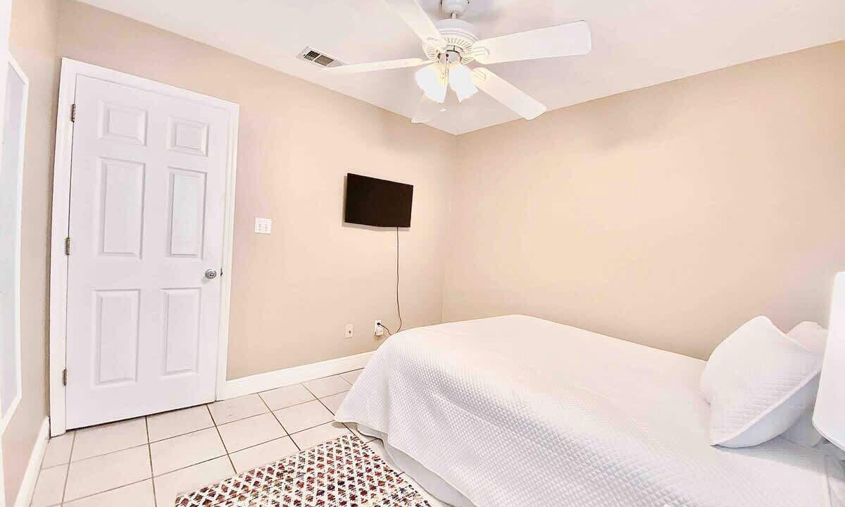 Photo of Bedroom in Tallahassee