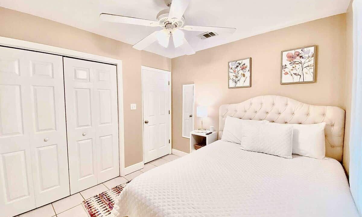 Photo of Bedroom in Tallahassee