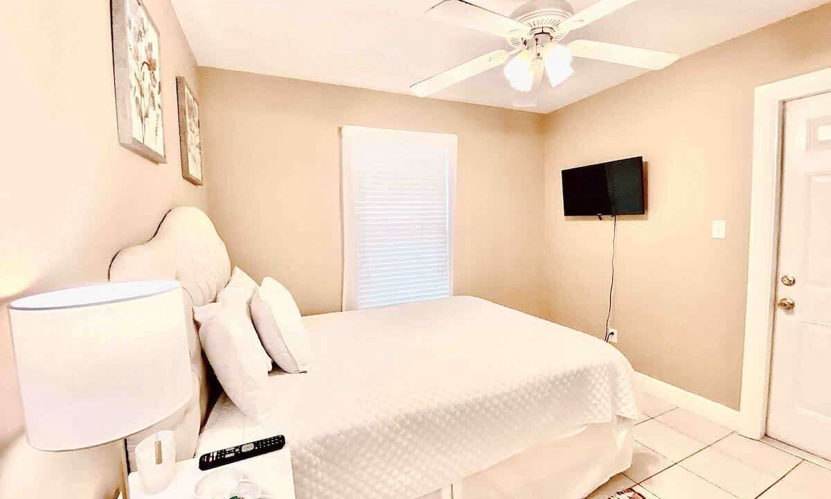 Photo of Bedroom in Tallahassee