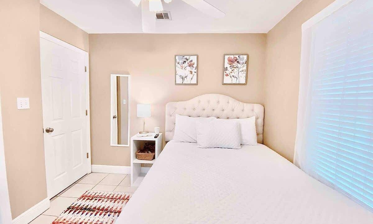 Photo of Bedroom in Tallahassee
