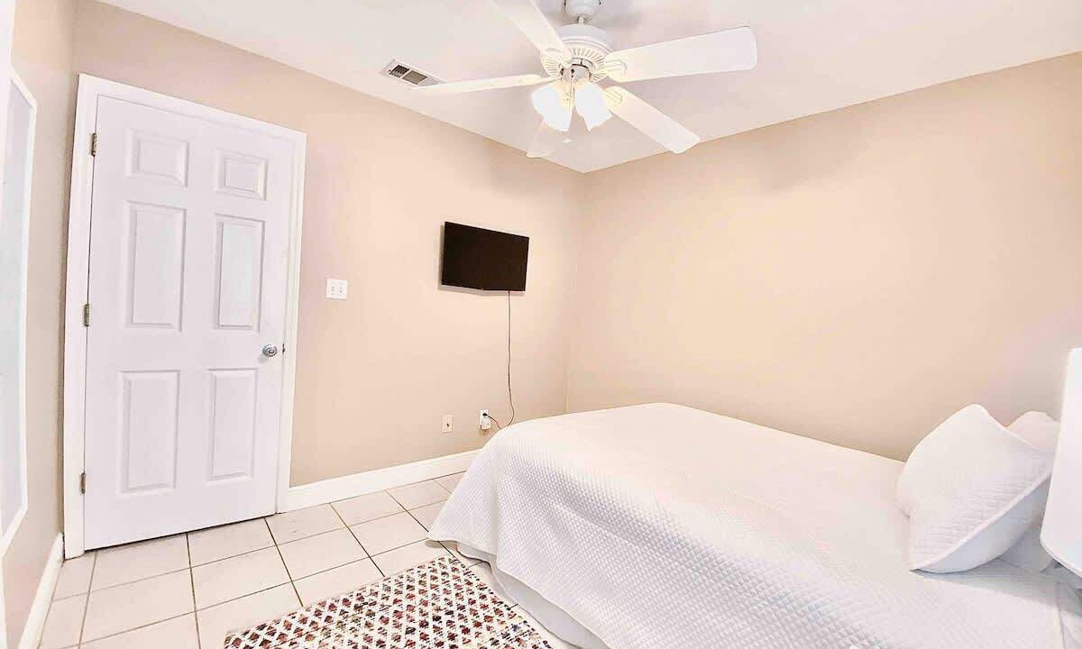 Photo of Bedroom in Tallahassee