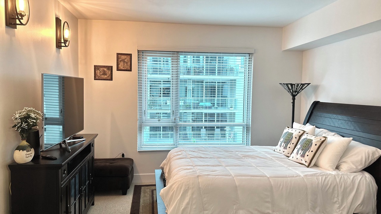 Photo of Bedroom in Channel District