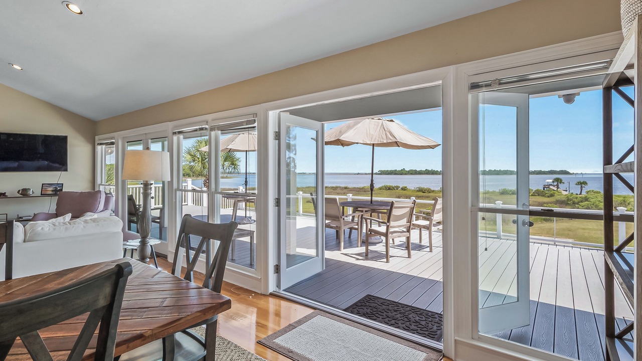 Photo of Livingroom in Panacea
